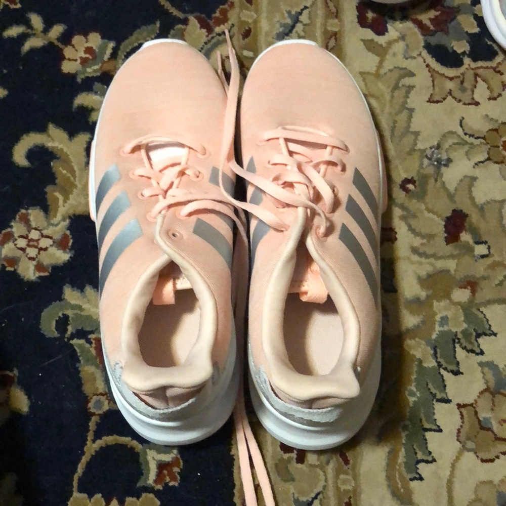 girls sneakers!